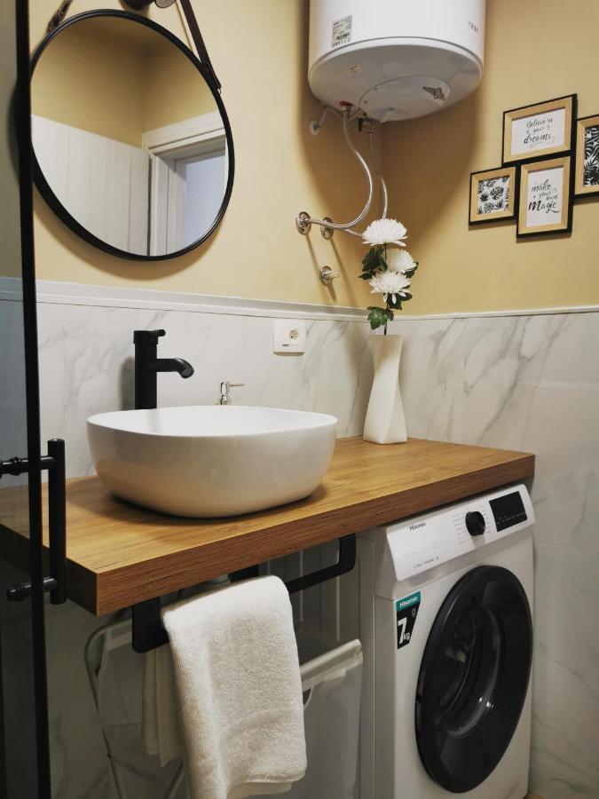 City Center Apartment Bravos マカルスカ エクステリア 写真