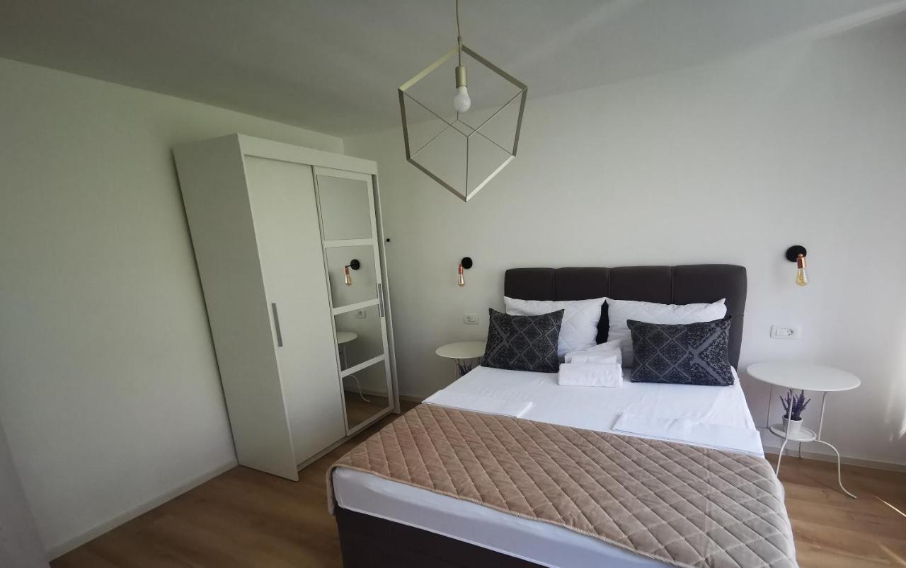 City Center Apartment Bravos マカルスカ エクステリア 写真