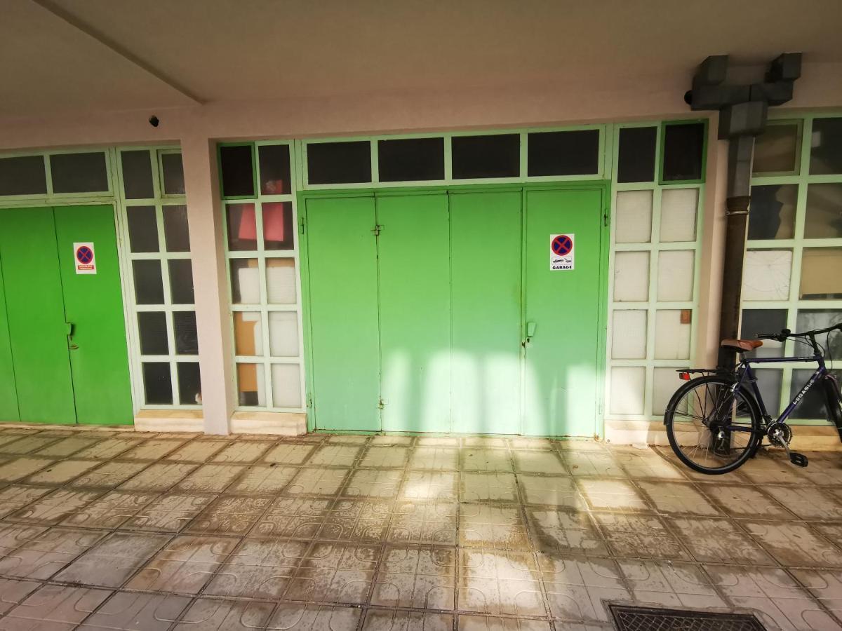 City Center Apartment Bravos マカルスカ エクステリア 写真